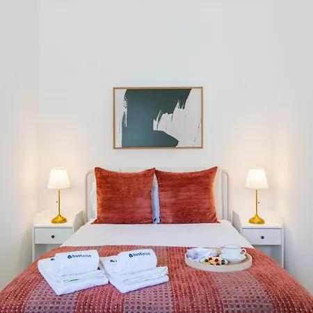 Bright Flat | Romantic Escape By Hostwise بيت للعطل *