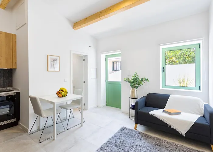 Bright Flat | Romantic Escape By Hostwise * Porto